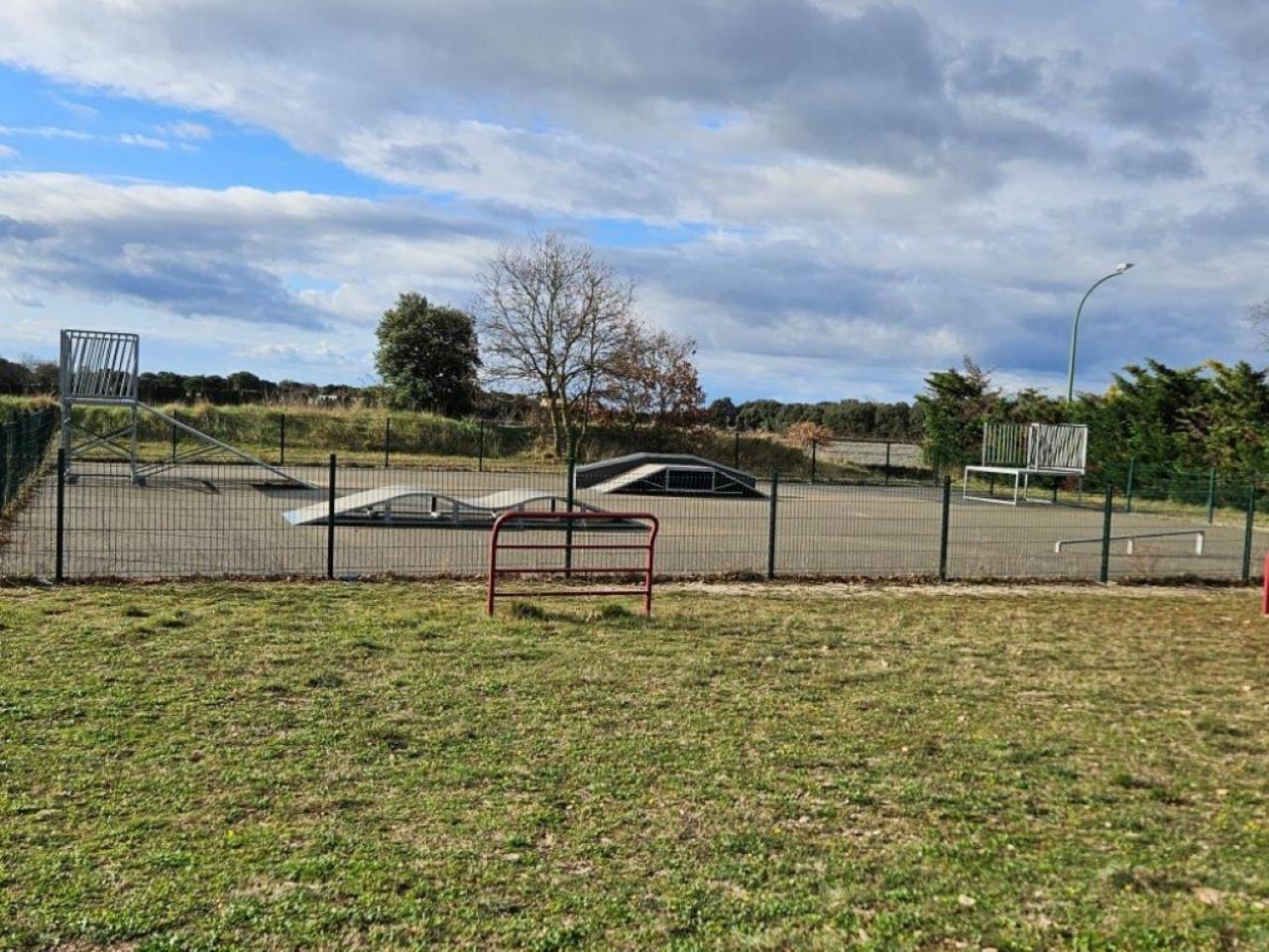 Gite La Joliette Et Le Chesnaie Grillon Buitenkant foto